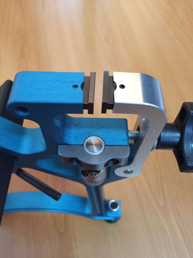 Станок для заточки Leo