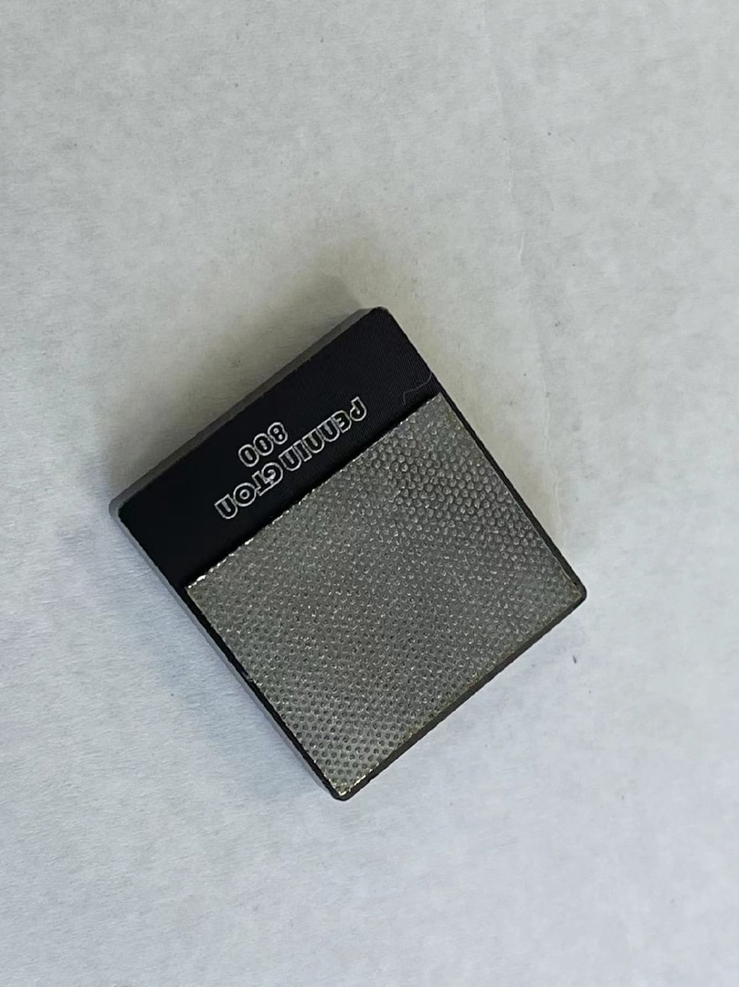  Заусенечник