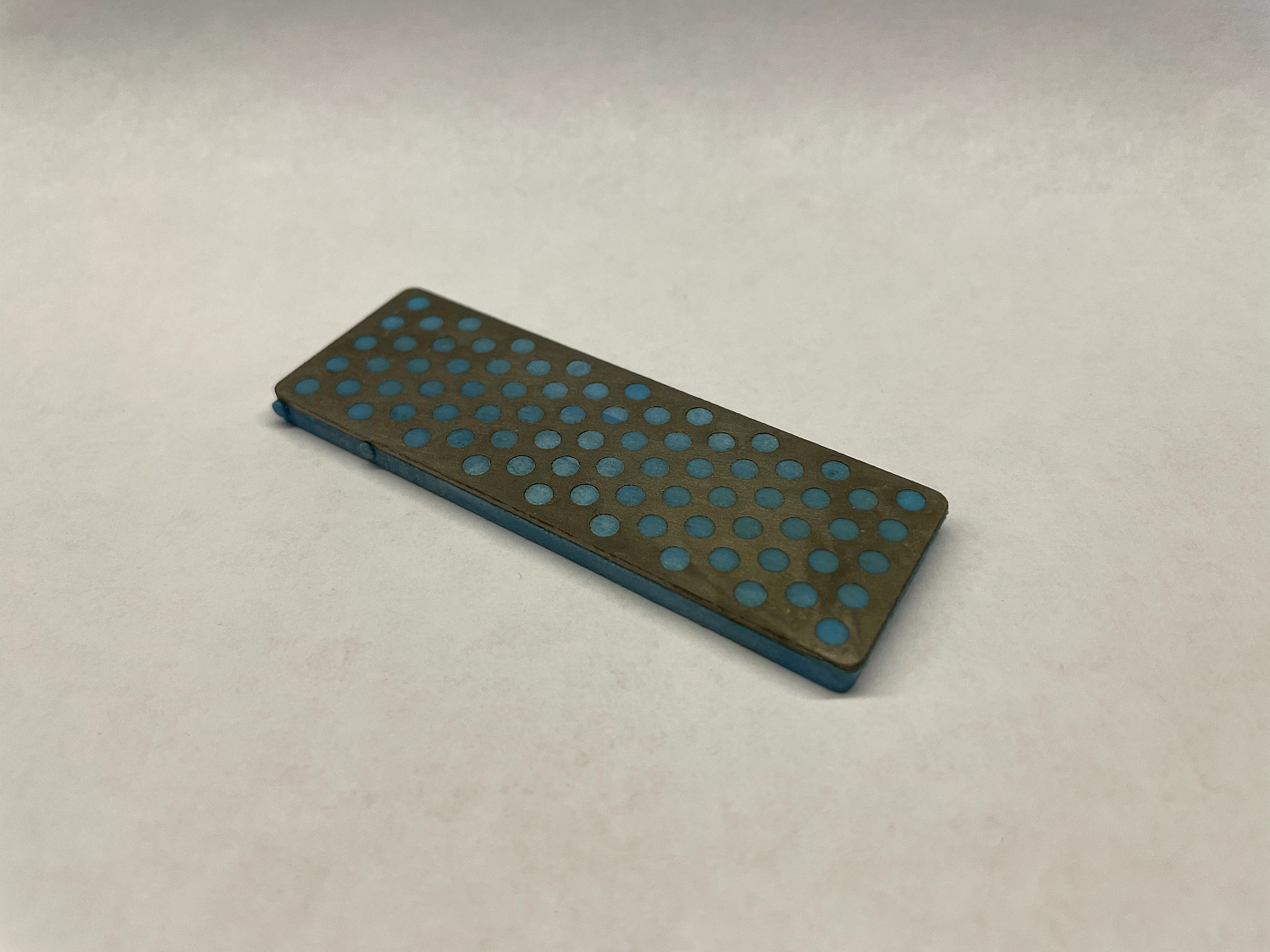  Заусенечник